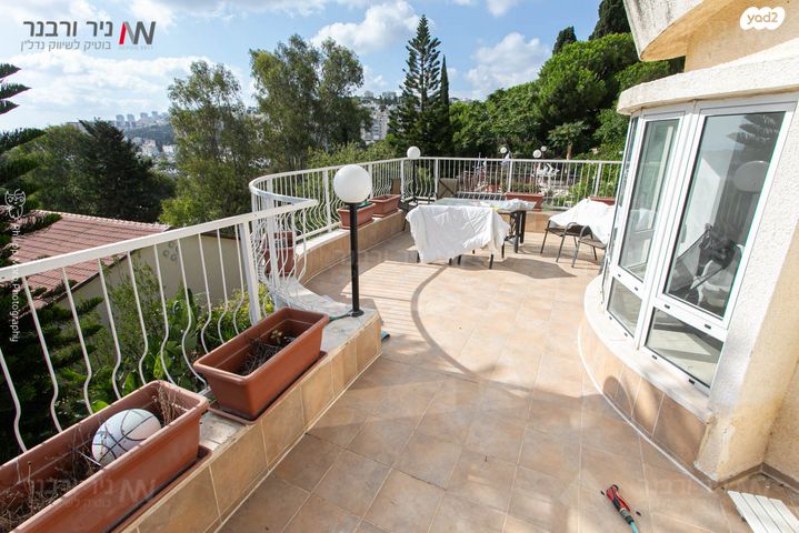 גג/ פנטהאוז, אחוזה, חיפה