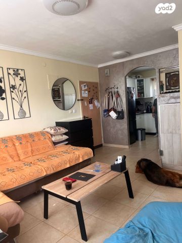 שדרות מנחם בגין 15