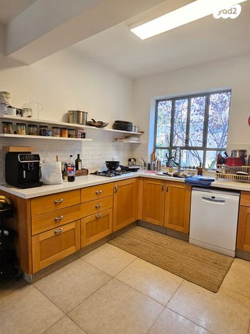 בית פרטי/ קוטג', האורנים, לפיד, לפיד