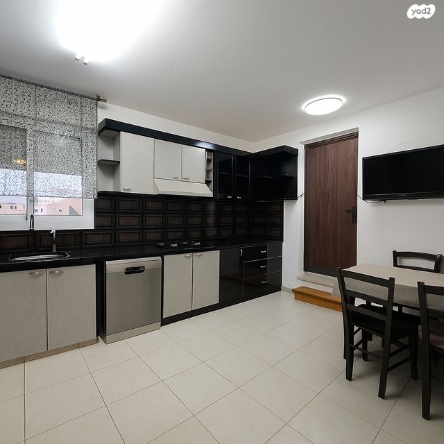 גג/ פנטהאוז, שדרות זלמן שז"ר, עין שרה, נהריה