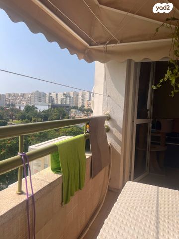 דירה, שדרות מנחם בגין 15, נווה דקלים, אשקלון