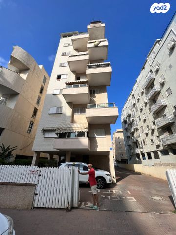 דירה, נתניה