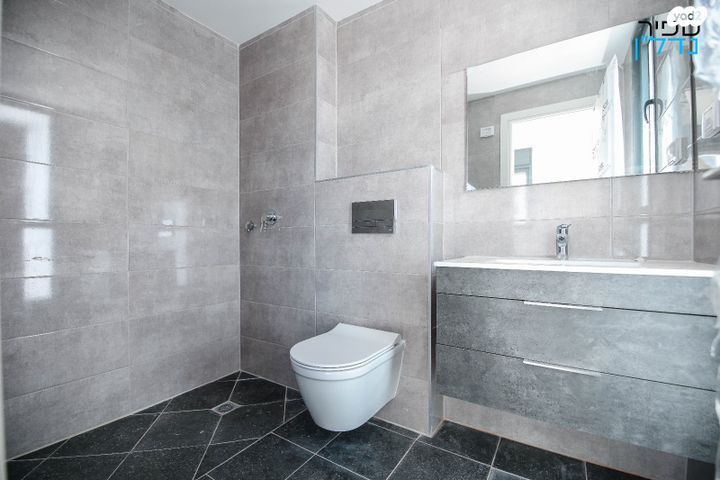 דירה, אור ים, אור עקיבא