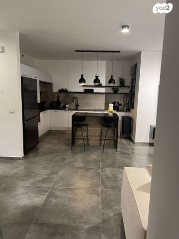 דירה, הלוחמות, נרקיסים, ראשון לציון