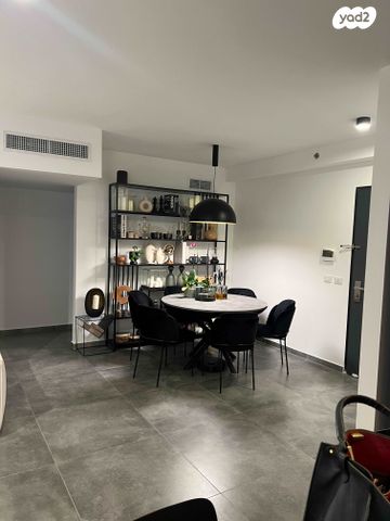 דירה, הלוחמות, נרקיסים, ראשון לציון