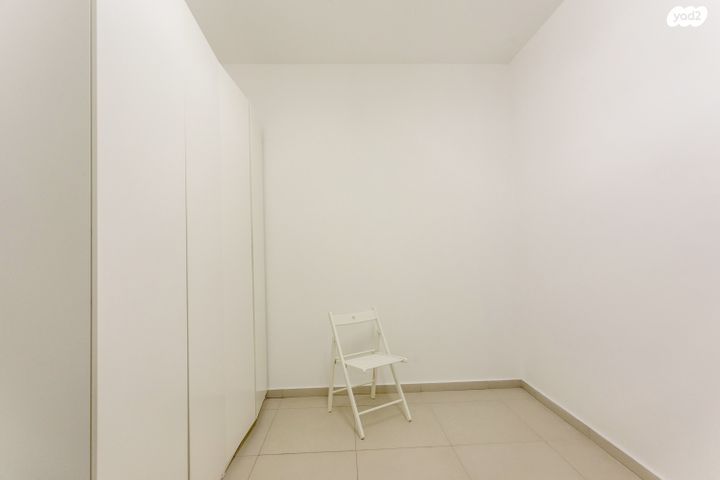 דירה, ניסים אלוני, צמרות איילון, פארק צמרת, תל אביב יפו