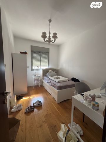 דירה, יטקובסקי אחים, כפר גנים ג, פתח תקווה