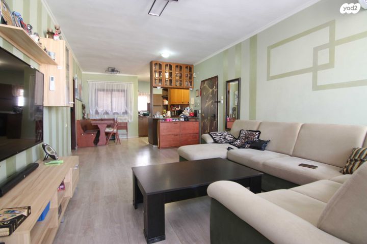 דירה, מזרחי משה, רמב"ם, ראשון לציון