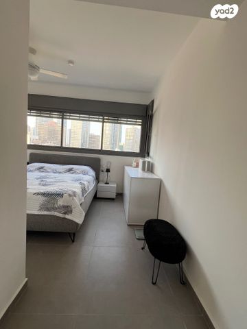 דירה, דב פרידמן, שכונת הראשונים, רמת גן