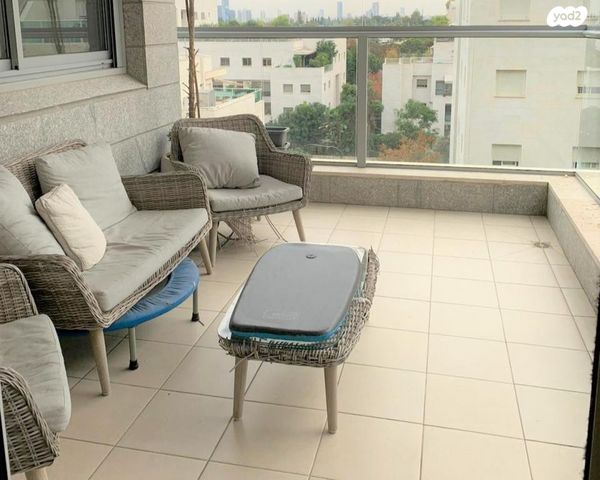 דירה, נווה גן, רמת השרון