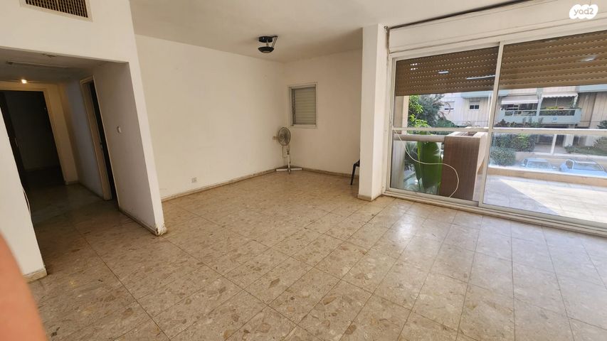 דירה, ישראל גלילי, כוכב הצפון, תל אביב יפו