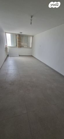 דירה, אבא הלל סילבר, יזרעאליה, חיפה