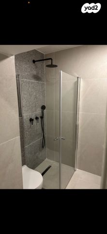 יחידת דיור, הגולן 5, יבנה