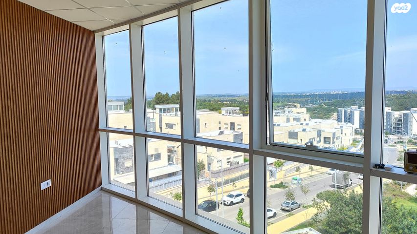 משרדים, החורש, חריש