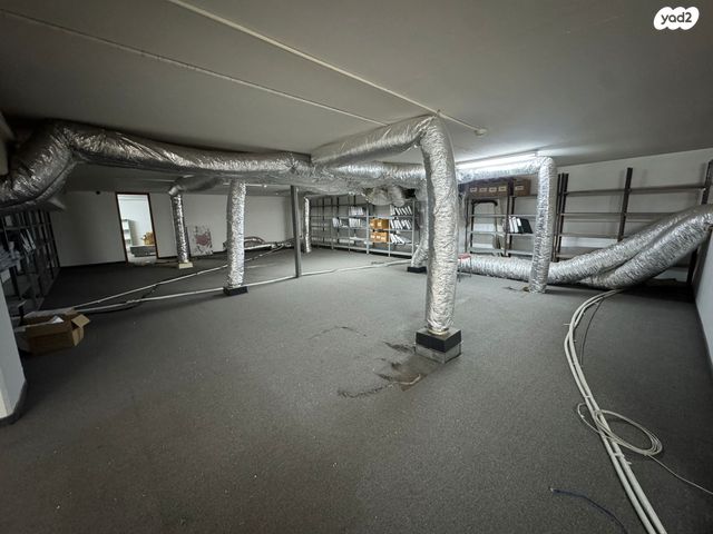 חנויות/ שטח מסחרי, דרך עכו חיפה, קרית מוצקין