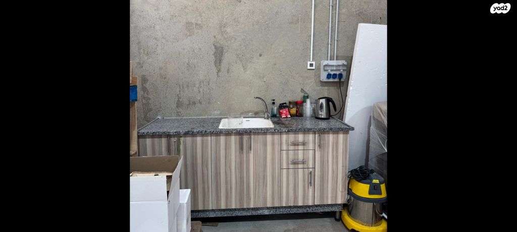 מבני תעשיה, שילת