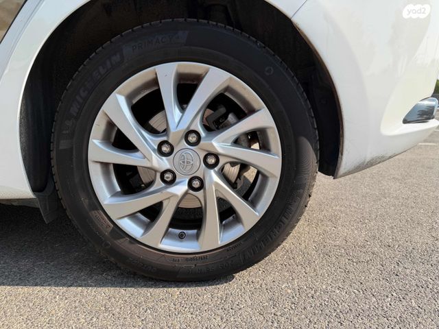 טויוטה אוריס