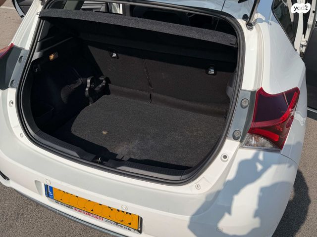 טויוטה אוריס