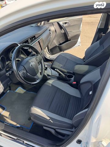 טויוטה אוריס