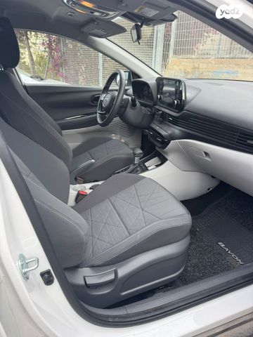 יונדאי באיון