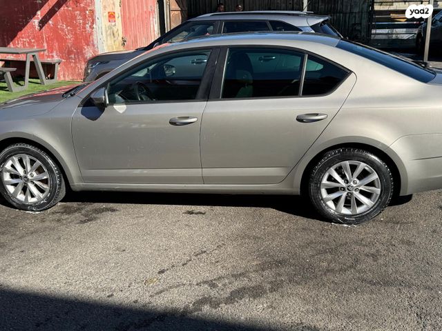 סקודה אוקטביה 