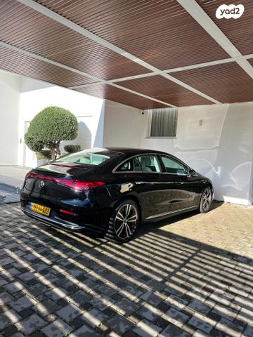 מודעת רכב מרצדס-בנץ EQE