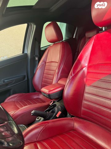 אלפא רומיאו ג'ולייטה