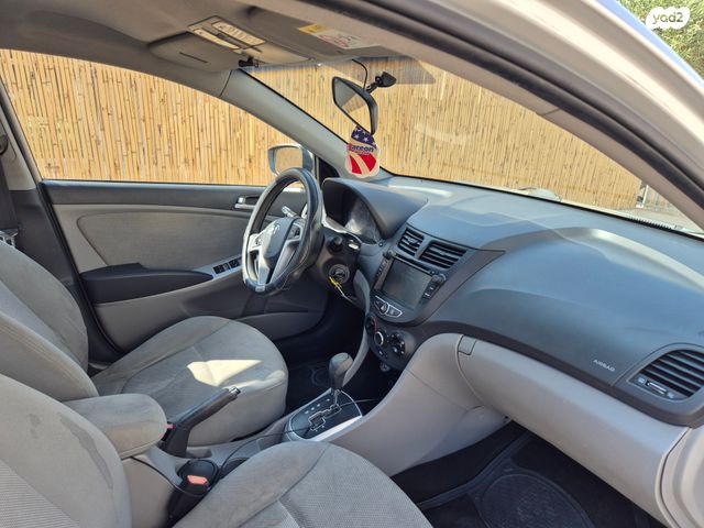 יונדאי אקסנט i25