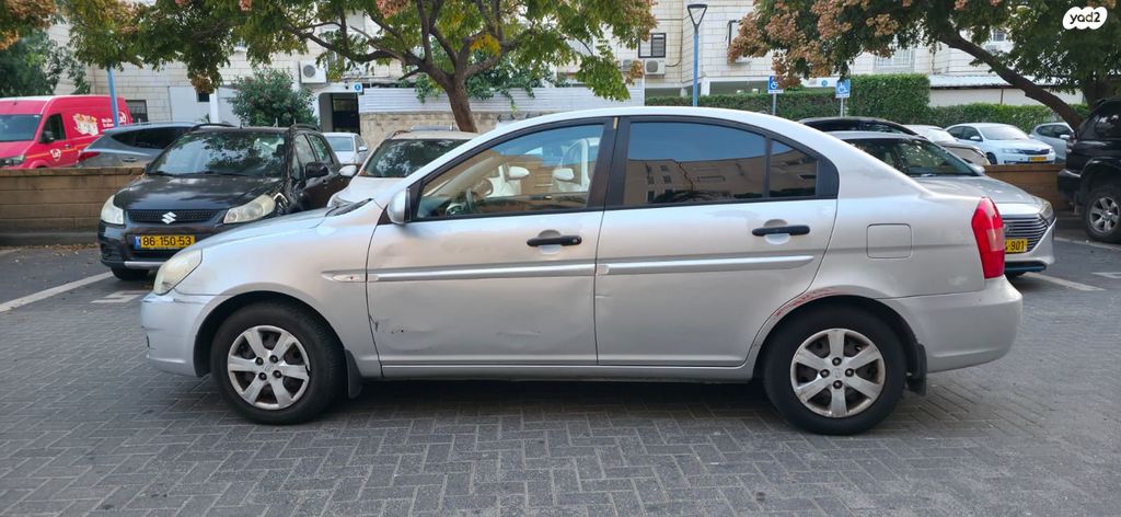 יונדאי אקסנט i25