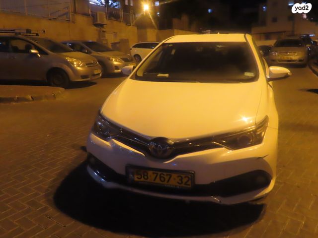 טויוטה אוריס