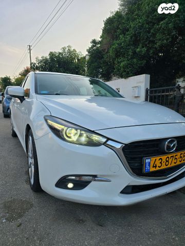 מודעת רכב מאזדה 3