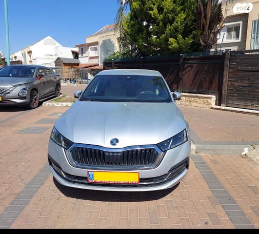 סקודה אוקטביה