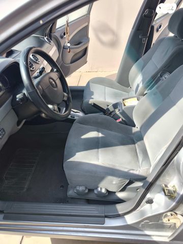 שברולט אופטרה