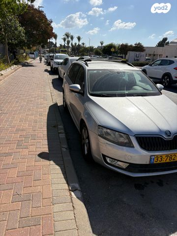 סקודה אוקטביה