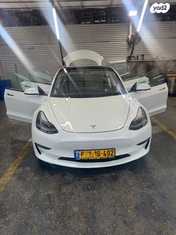 טסלה מודל 3