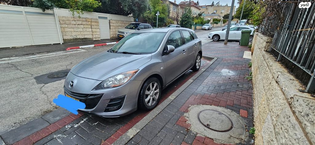 מאזדה 3