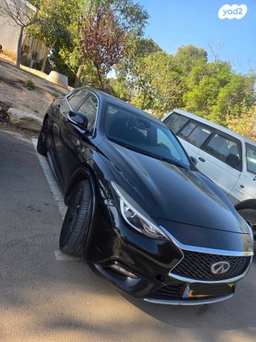 אינפיניטי Q30