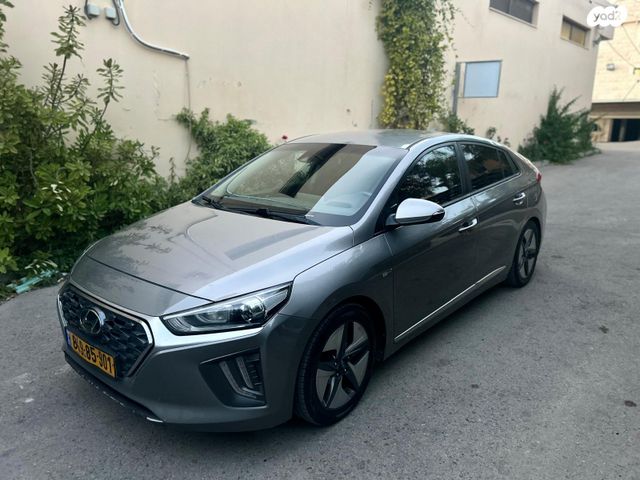 יונדאי איוניק