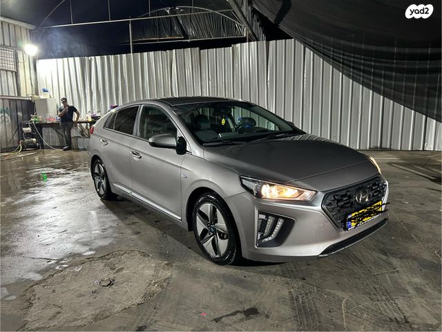 יונדאי איוניק