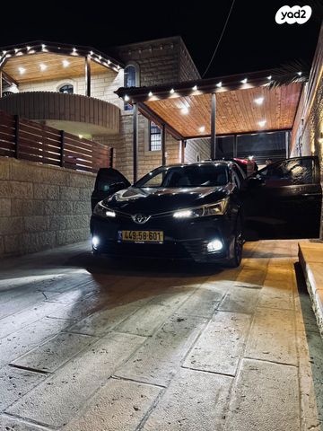 טויוטה קורולה