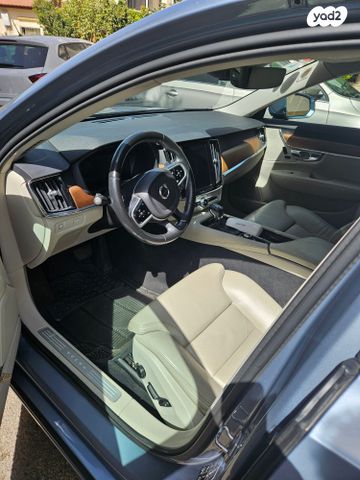 וולוו S90