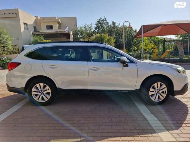 סובארו אאוטבק