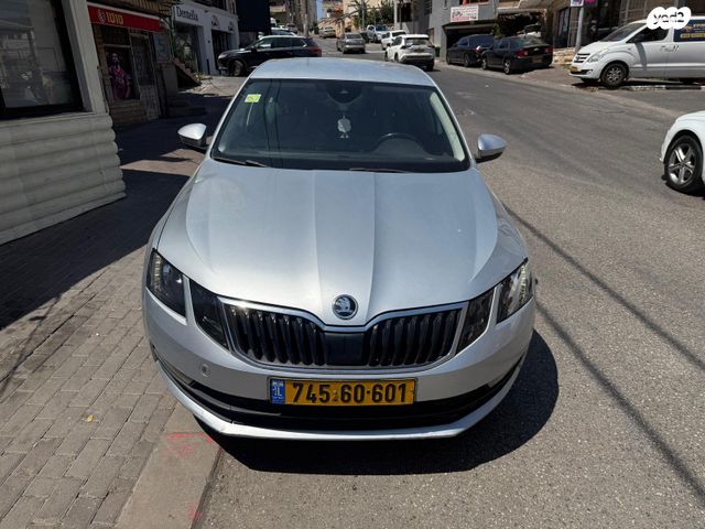 סקודה אוקטביה 