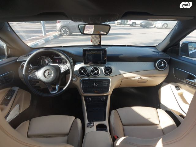 מודעת רכב מרצדס-בנץ CLA