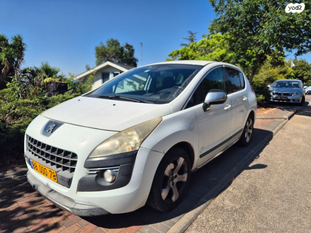 פיג'ו 3008