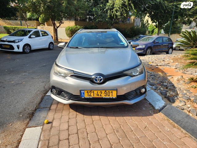 טויוטה אוריס