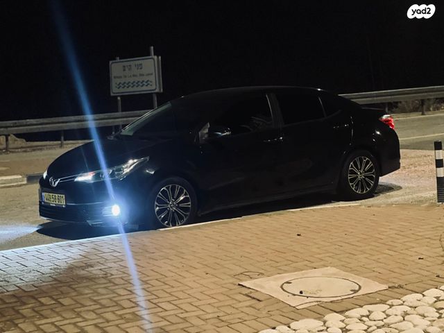 טויוטה קורולה