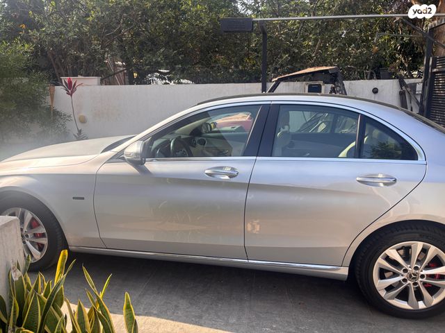 מרצדס-בנץ C-class