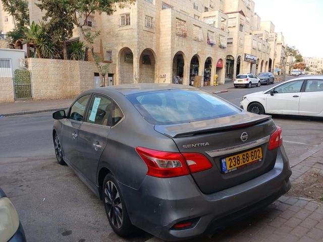 ניסאן סנטרה