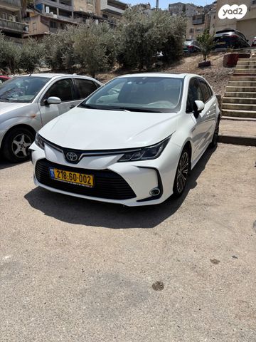 טויוטה קורולה